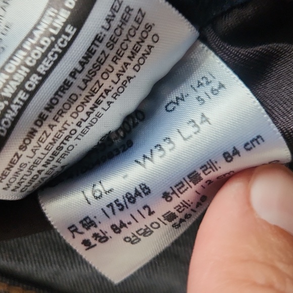 Levi Strauss Totally Shaping Bootcut Jeans - Picture 3 of 4